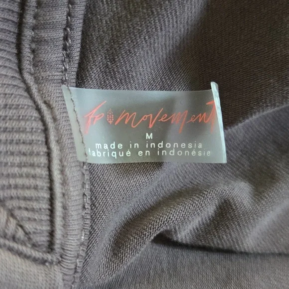 FREE PEOPLE Movement Oversized Deep V Tshirt - Picture 5 of 8